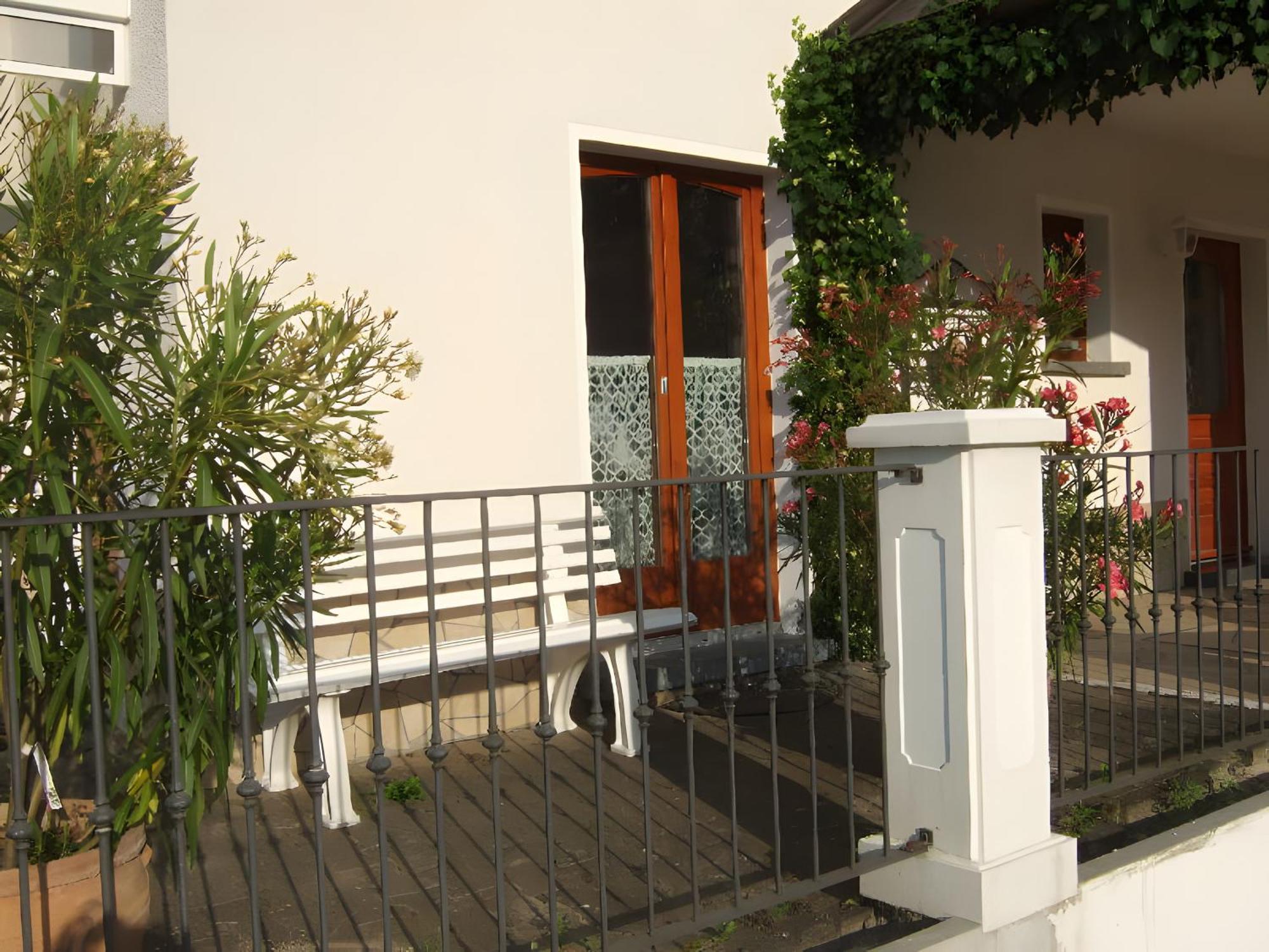 Regina'S Gaestehaus Weisenbach ภายนอก รูปภาพ