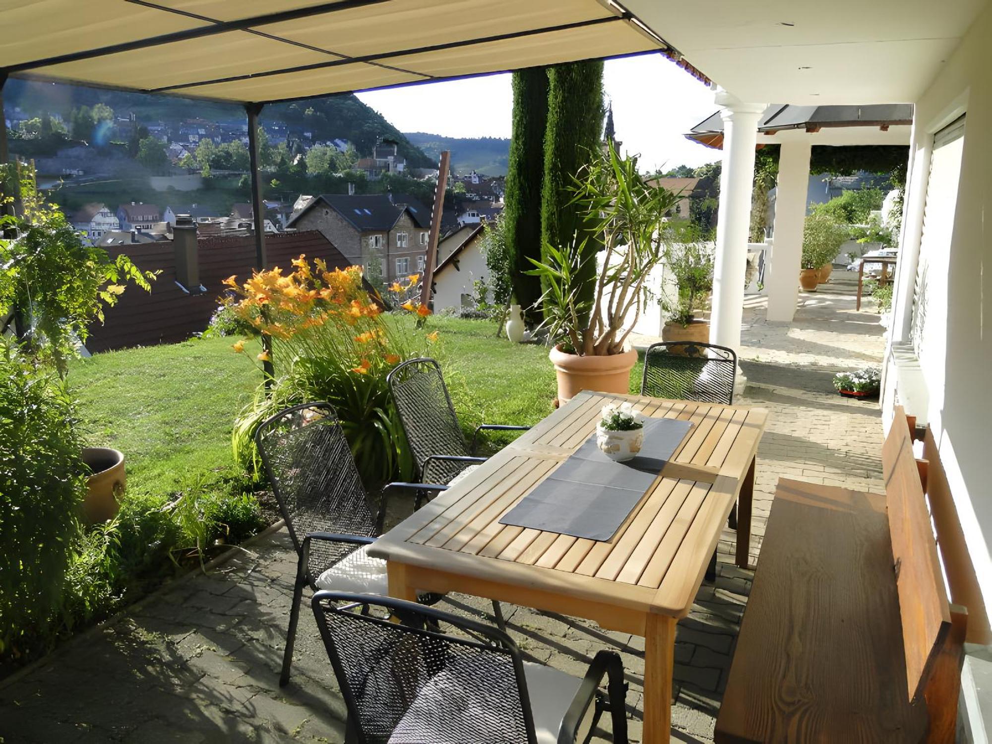 Regina'S Gaestehaus Weisenbach ภายนอก รูปภาพ